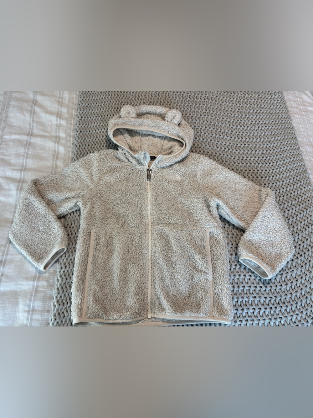 Cozy Hooded Teddy Fleece Jacket for Kids - Light Gray The North face